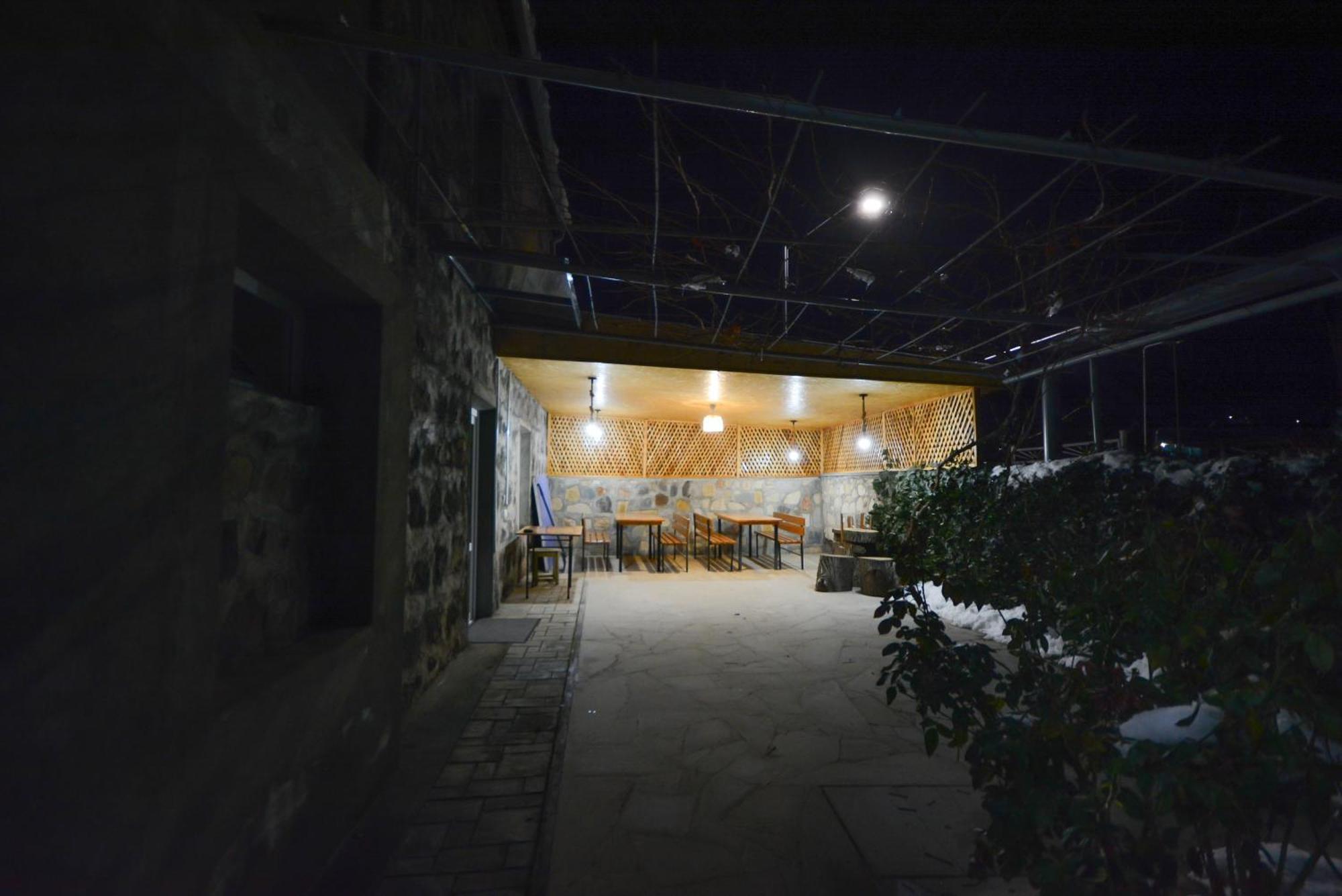 Hotel Eleven - 11 Yeghegnadzor Exterior foto